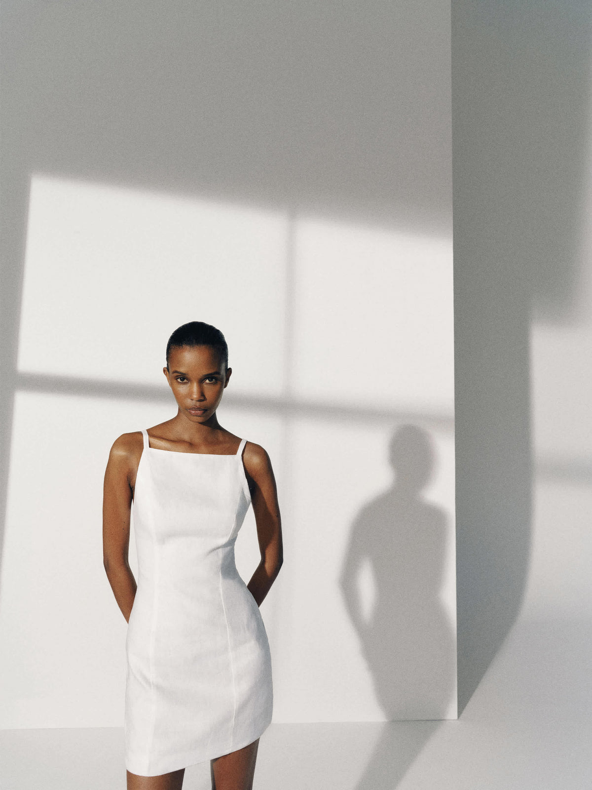 Mora Linen Dress